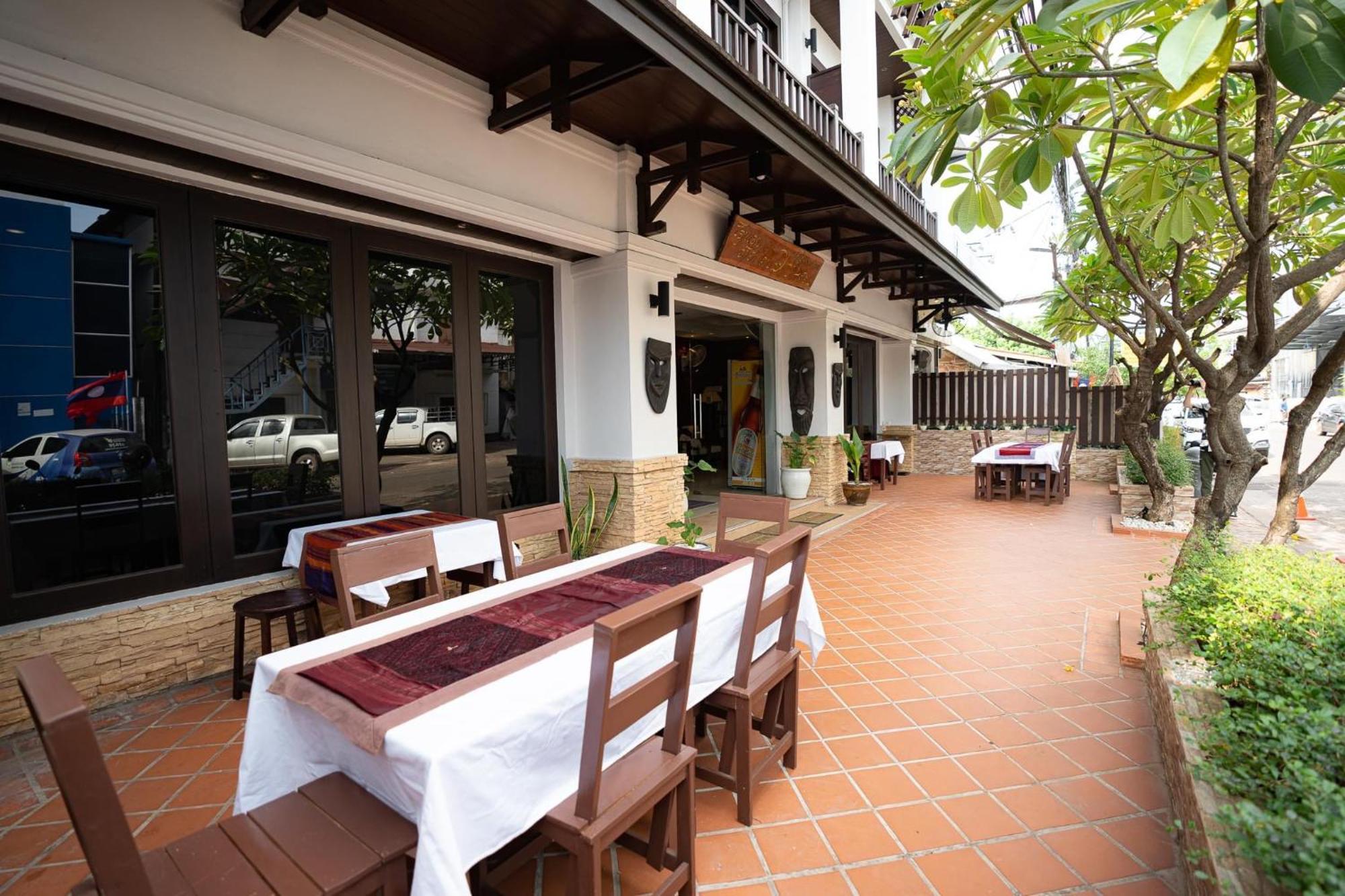 Vongkhamsene Boutique Hotel Ban Nongdouang Екстериор снимка