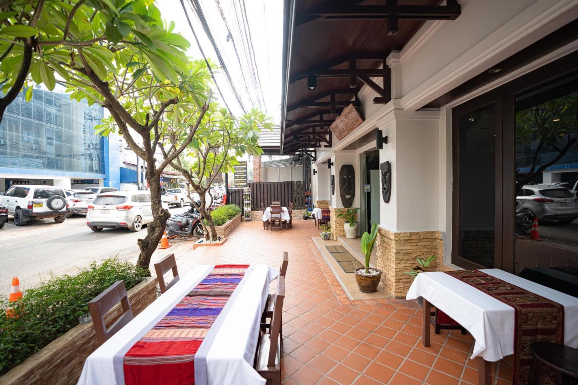 Vongkhamsene Boutique Hotel Ban Nongdouang Екстериор снимка